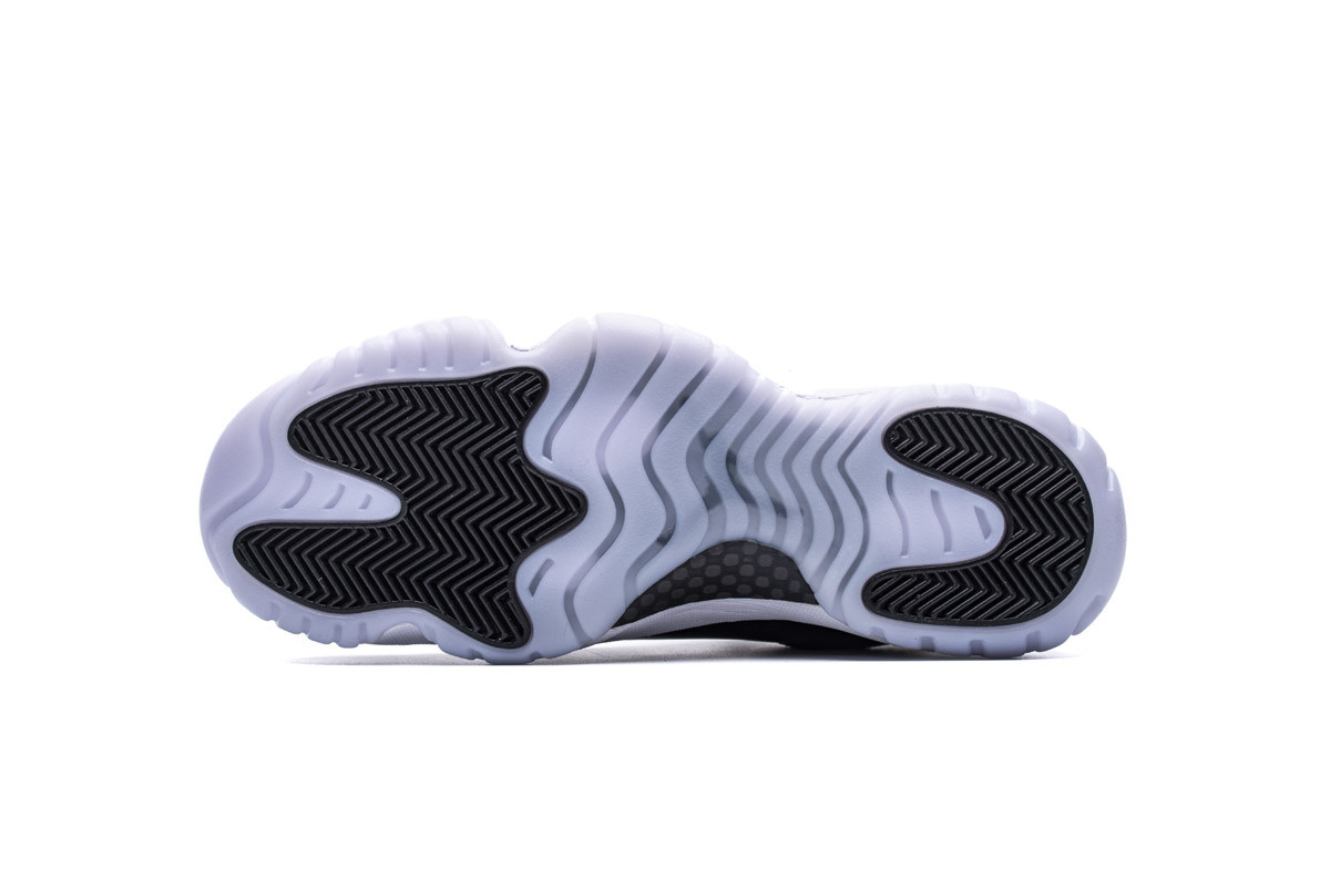 jordan 11 retro low barons 528895-010