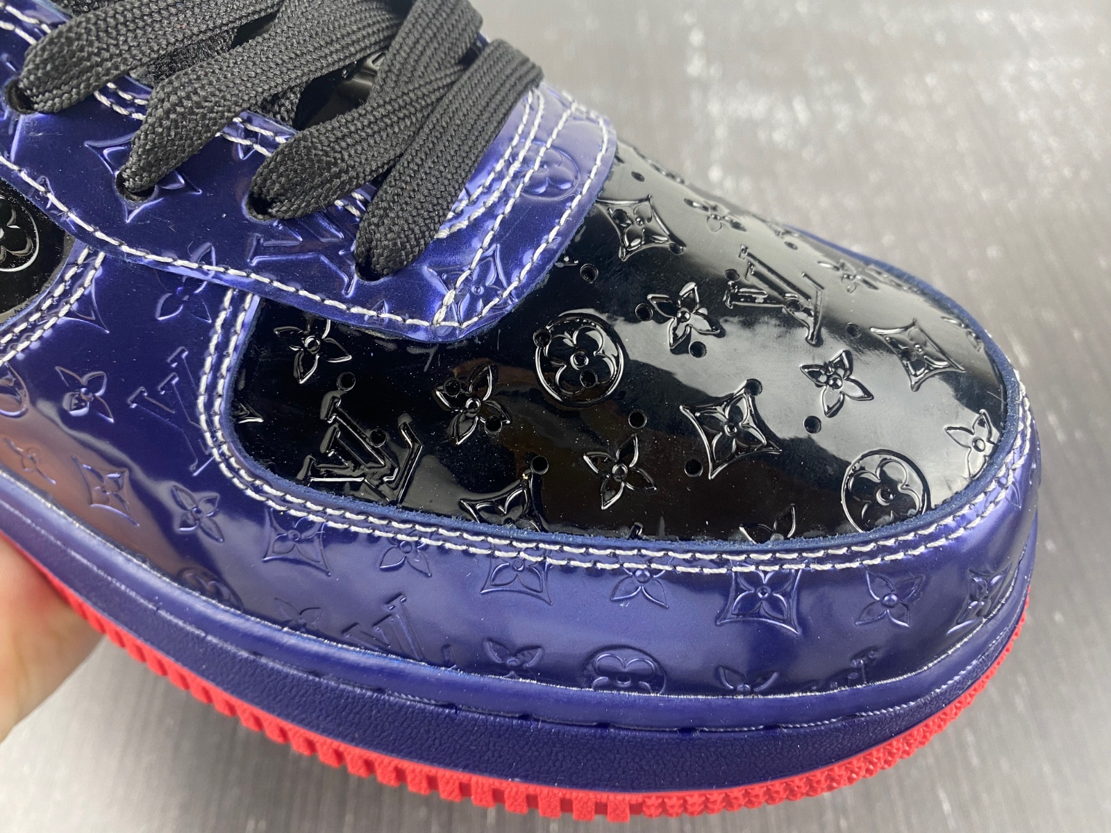 lwe sneaker