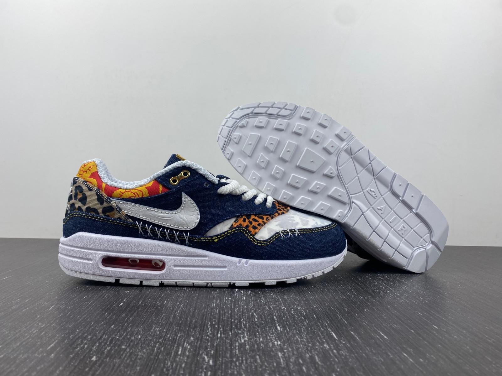nike air max 1 premium denim leopard men