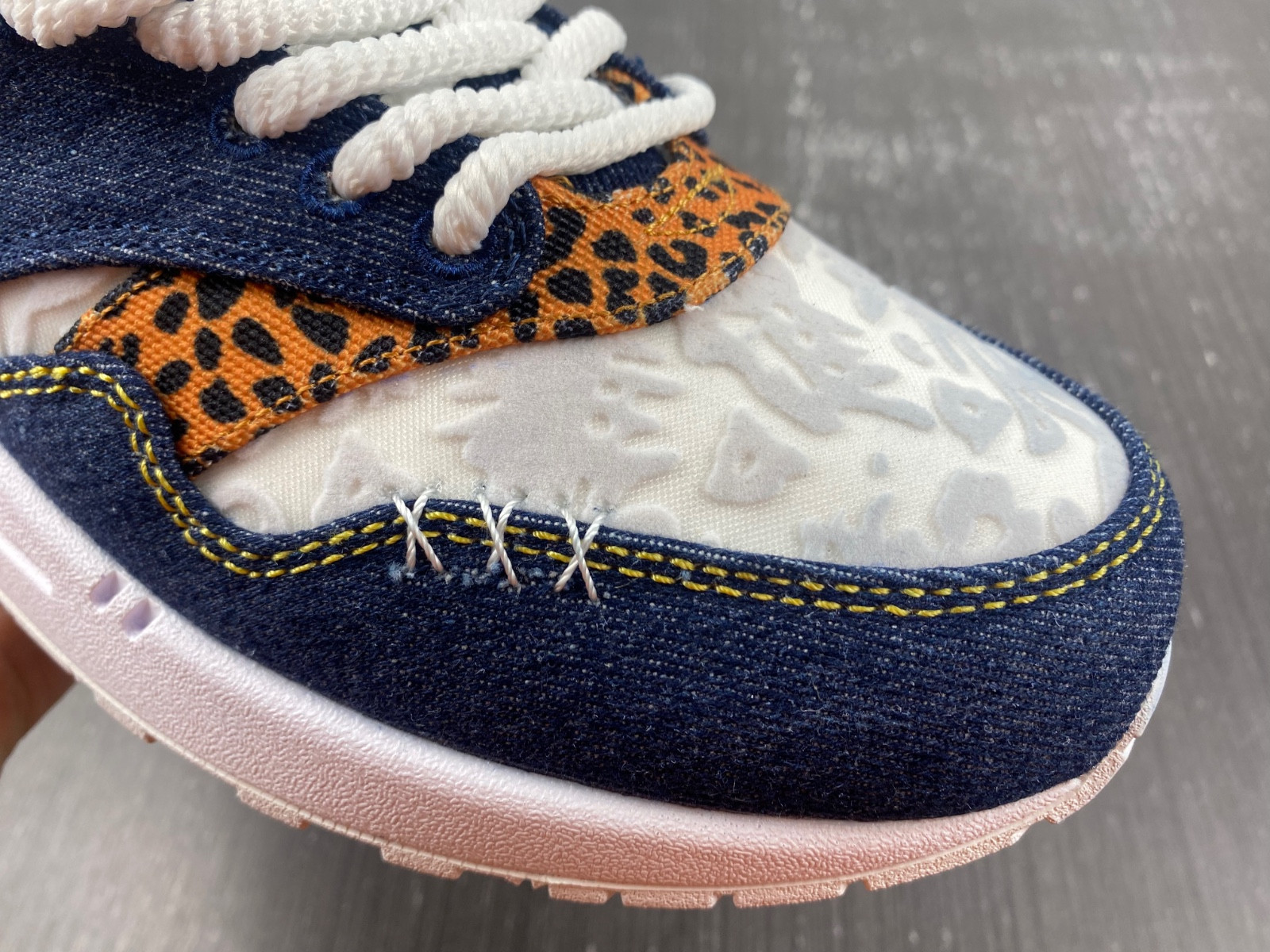 nike air max 1 premium denim leopard men