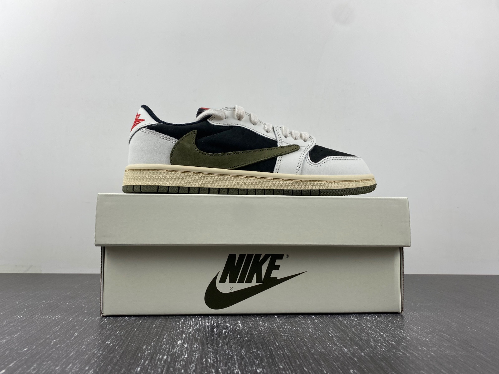 jordan 1 retro low og sp travis scott olive (ps) kids dz5909-106