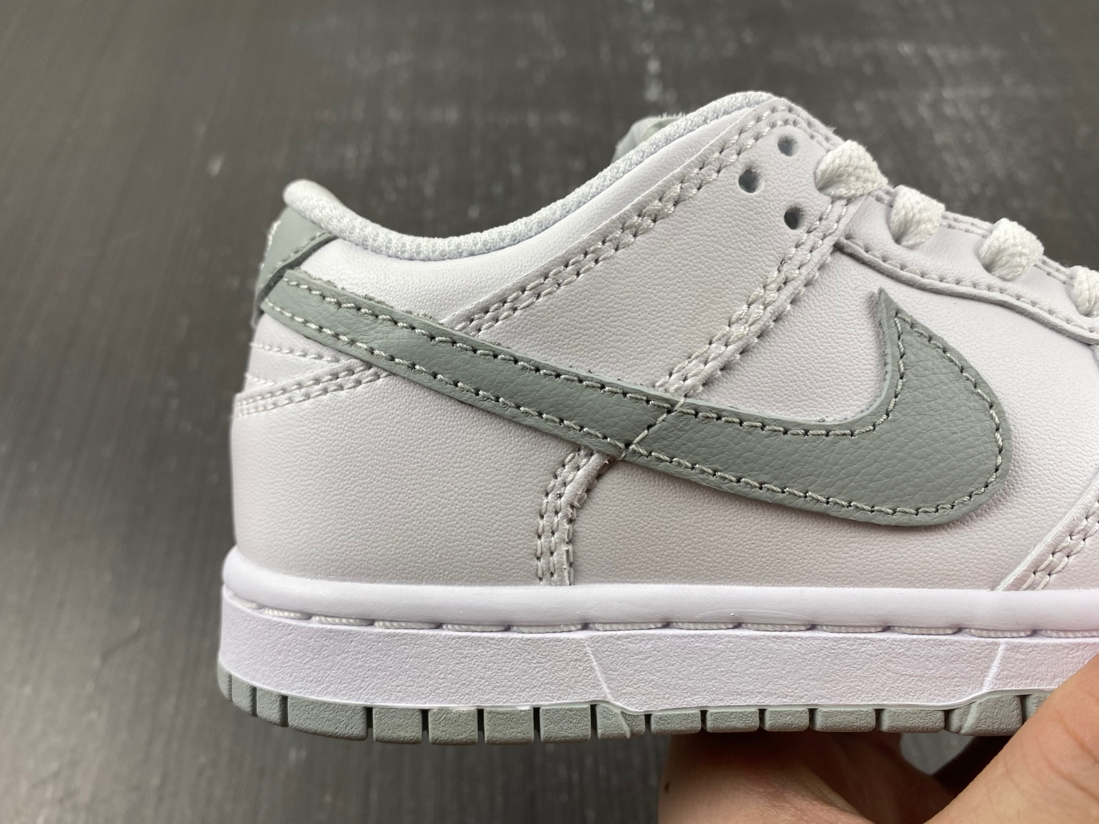 nike dunk low white pure platinum (ps) kids dh9756-102