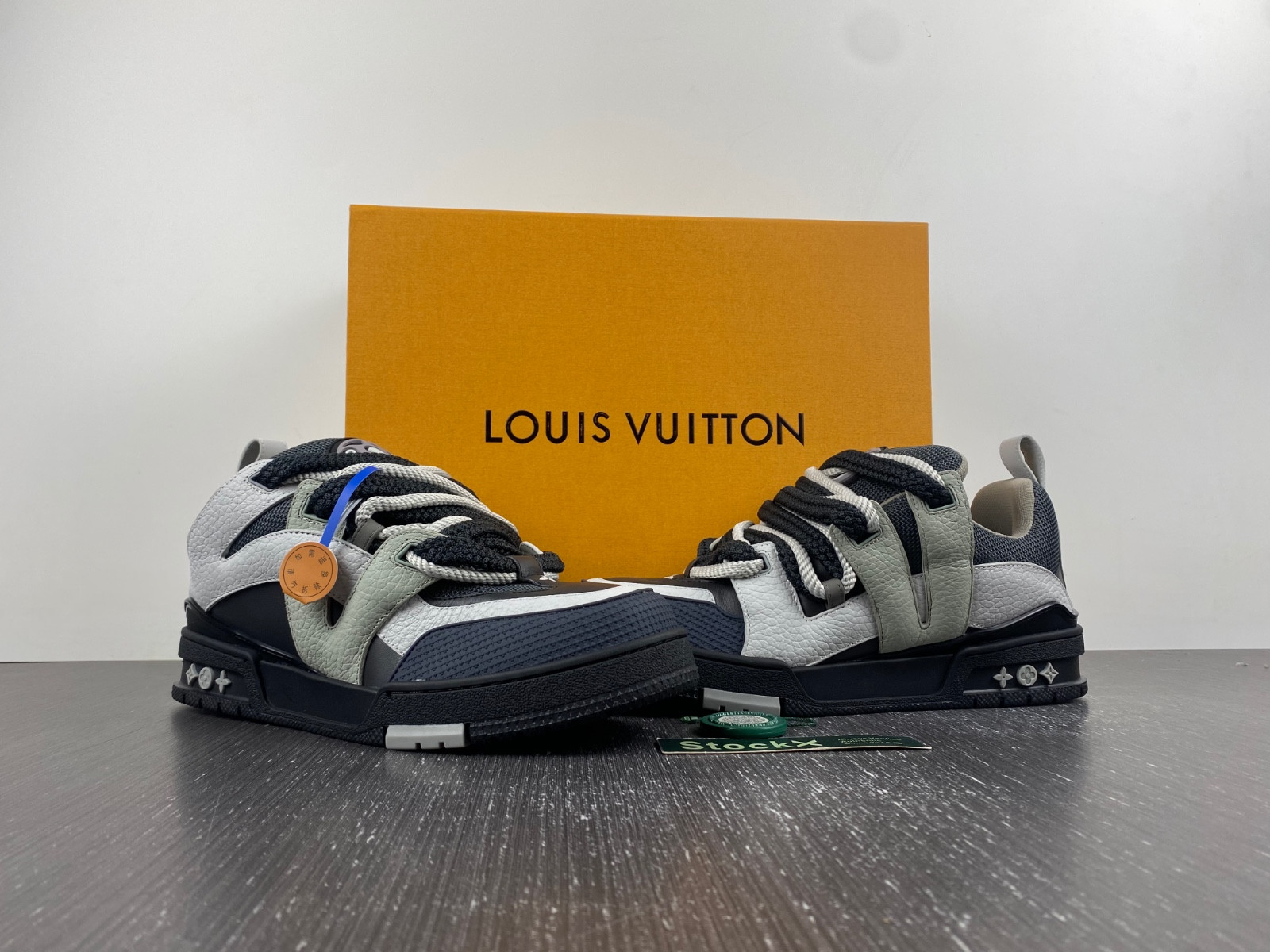 lwe sneaker