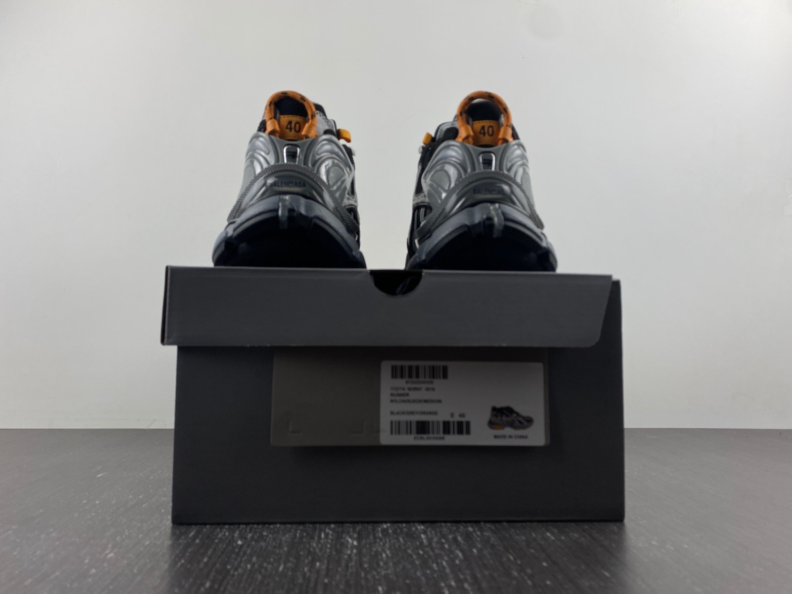 Ba*len*cia*ga runner sneaker