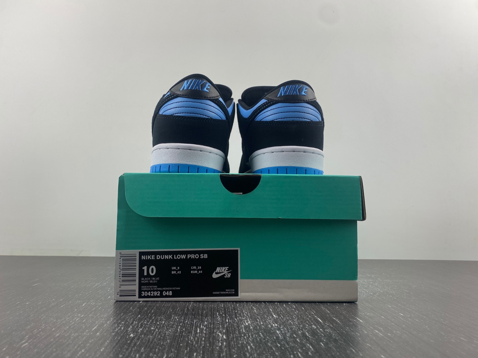 nike sb skateboard dunk low pro black 304292-048