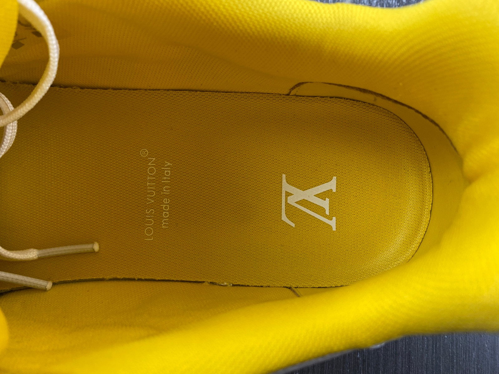 lwe sneaker