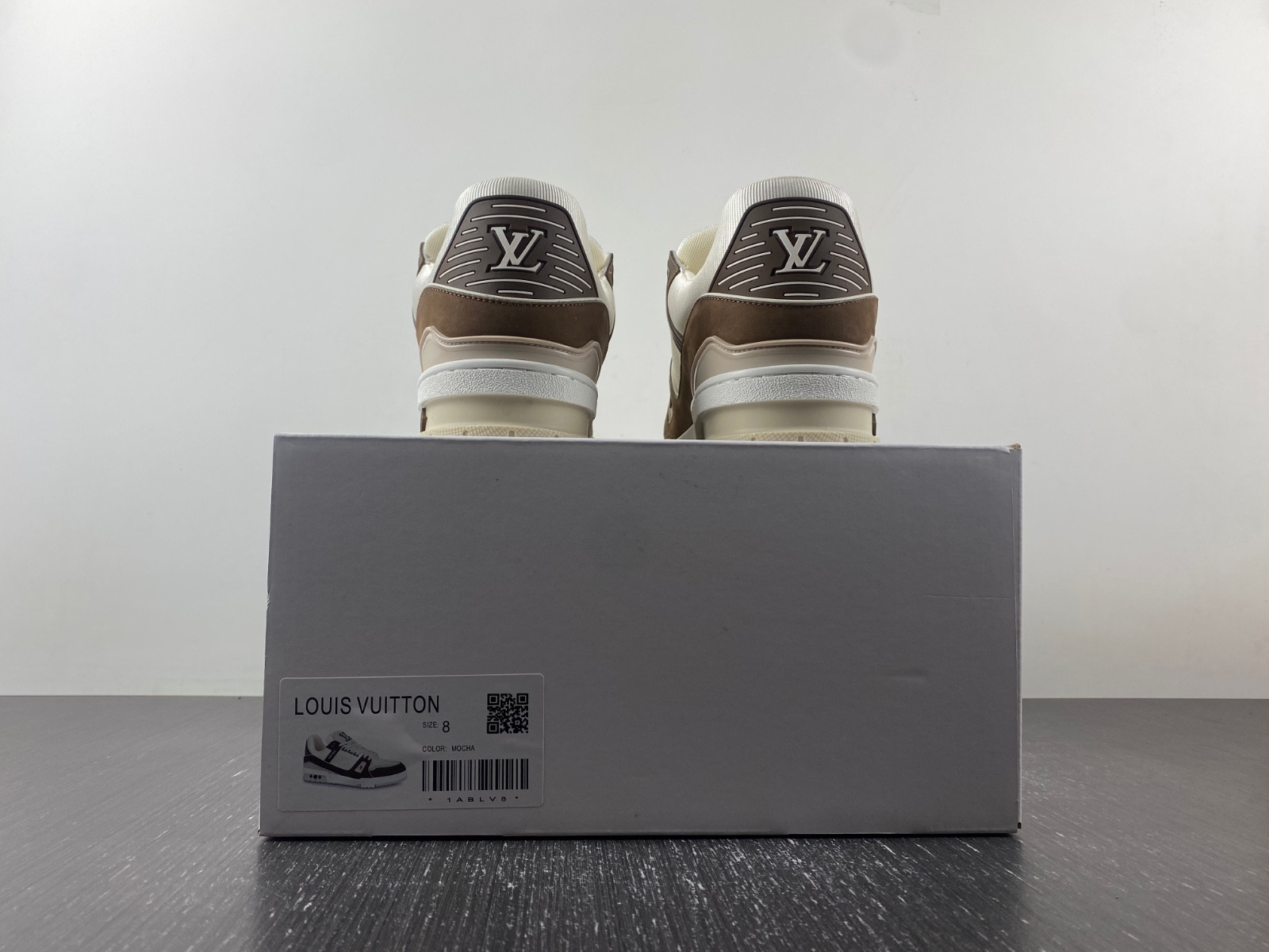 lwe sneaker
