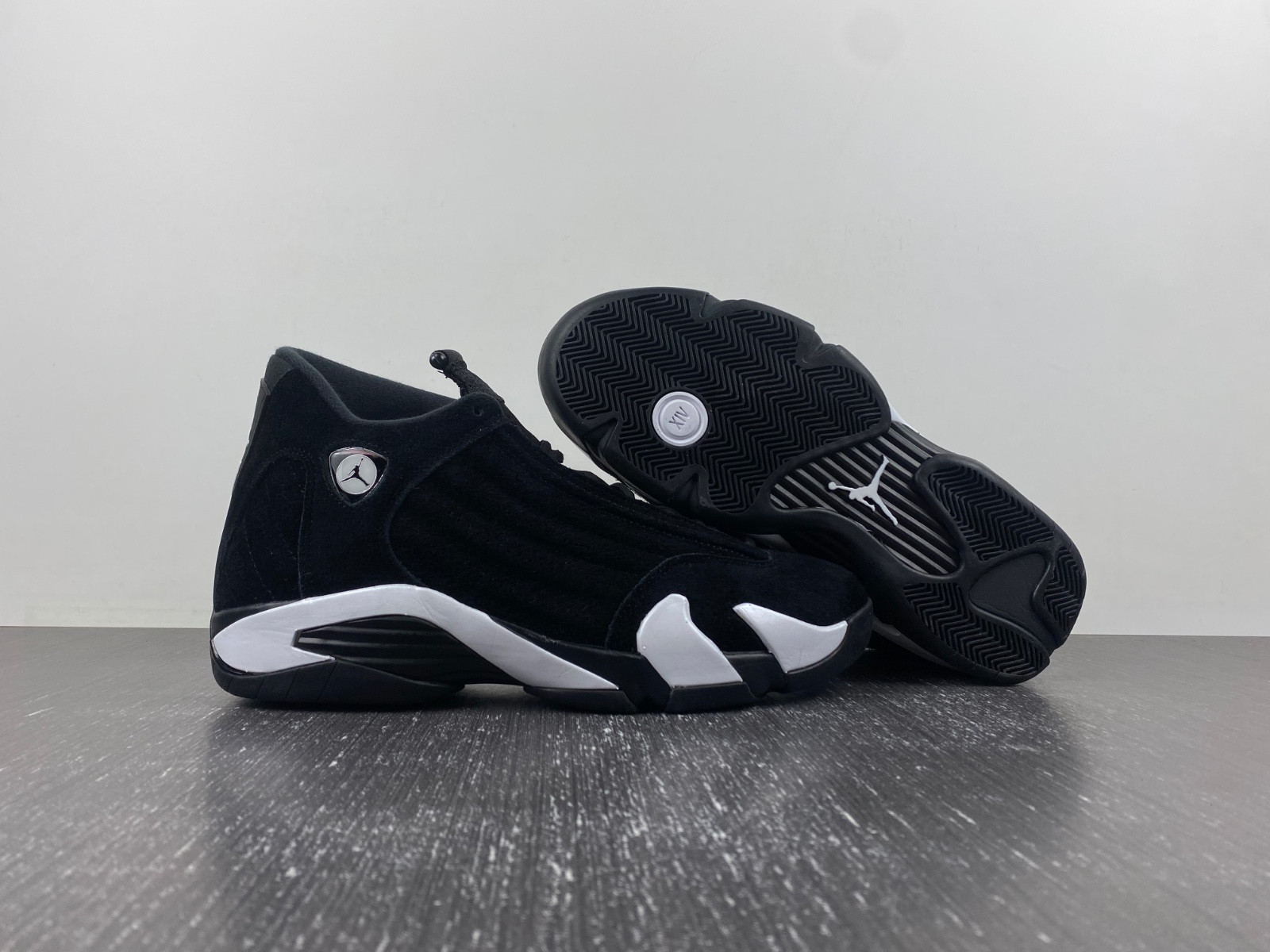 air jordan 14 black white university red 487471-016