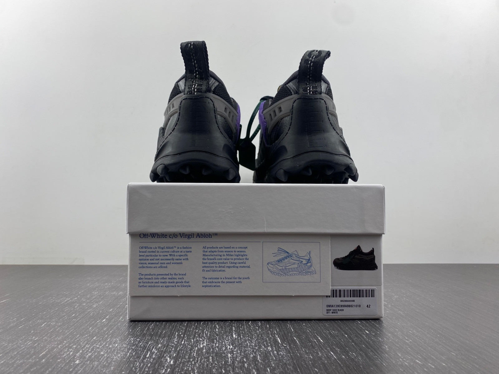 owt 19fw odsy-1000 sneakers