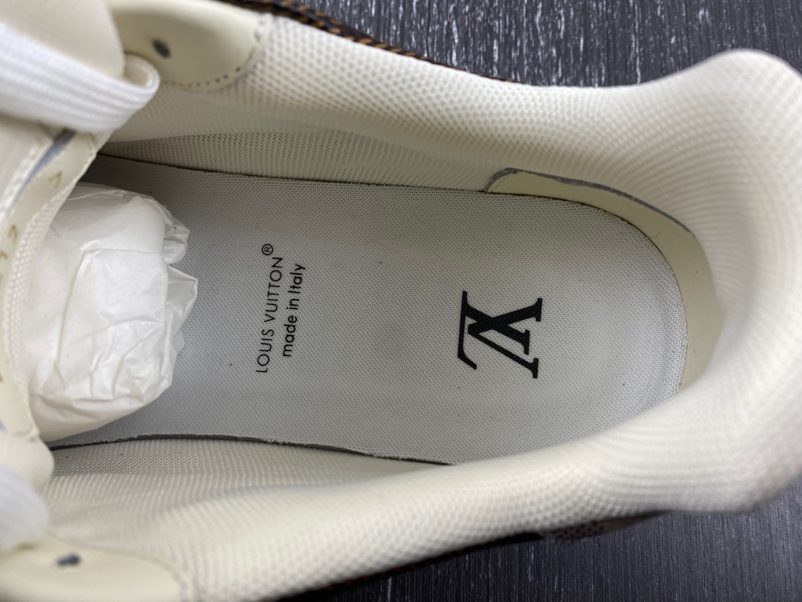 lwe sneakers