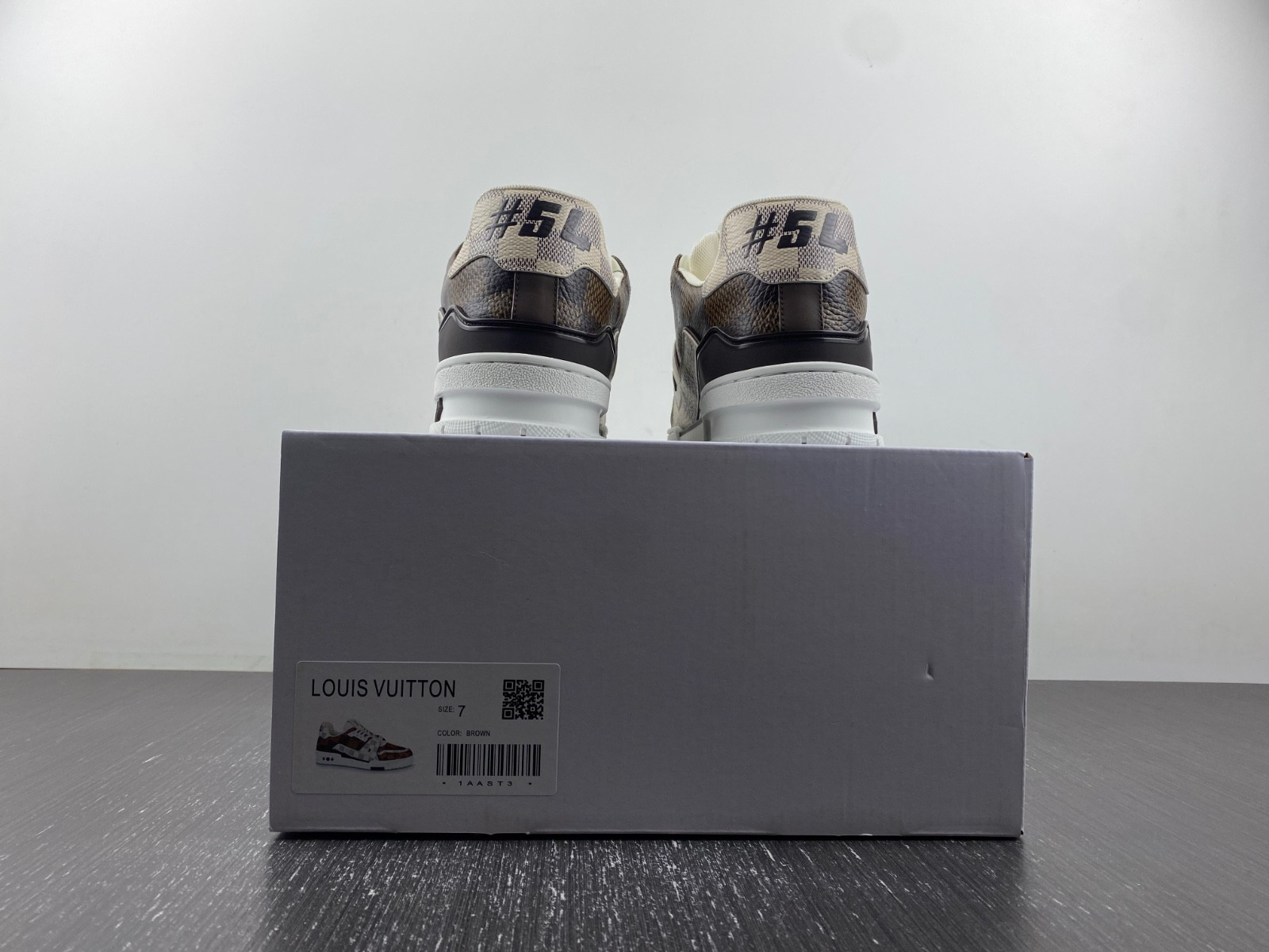 lwe sneakers