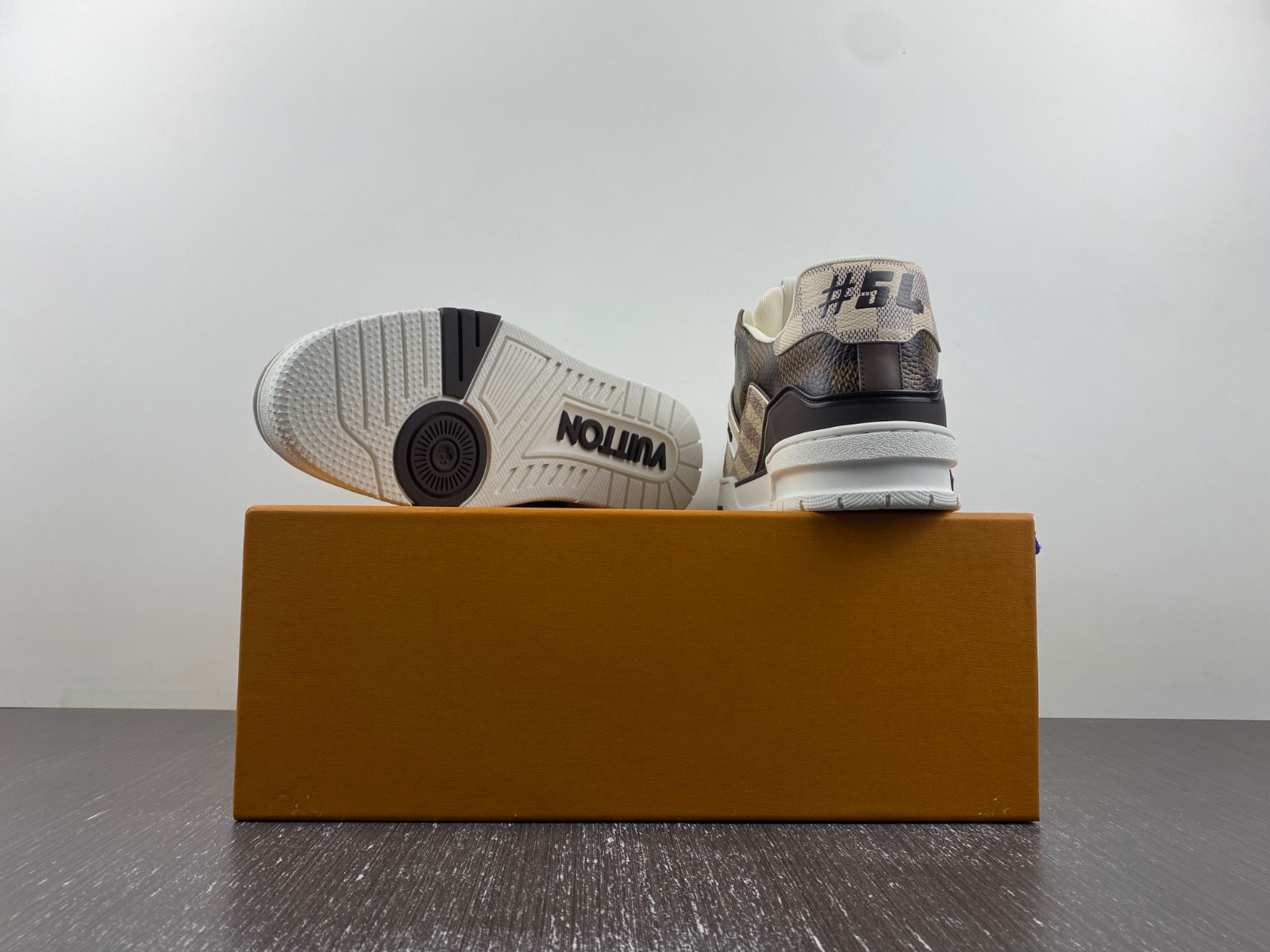 lwe sneakers