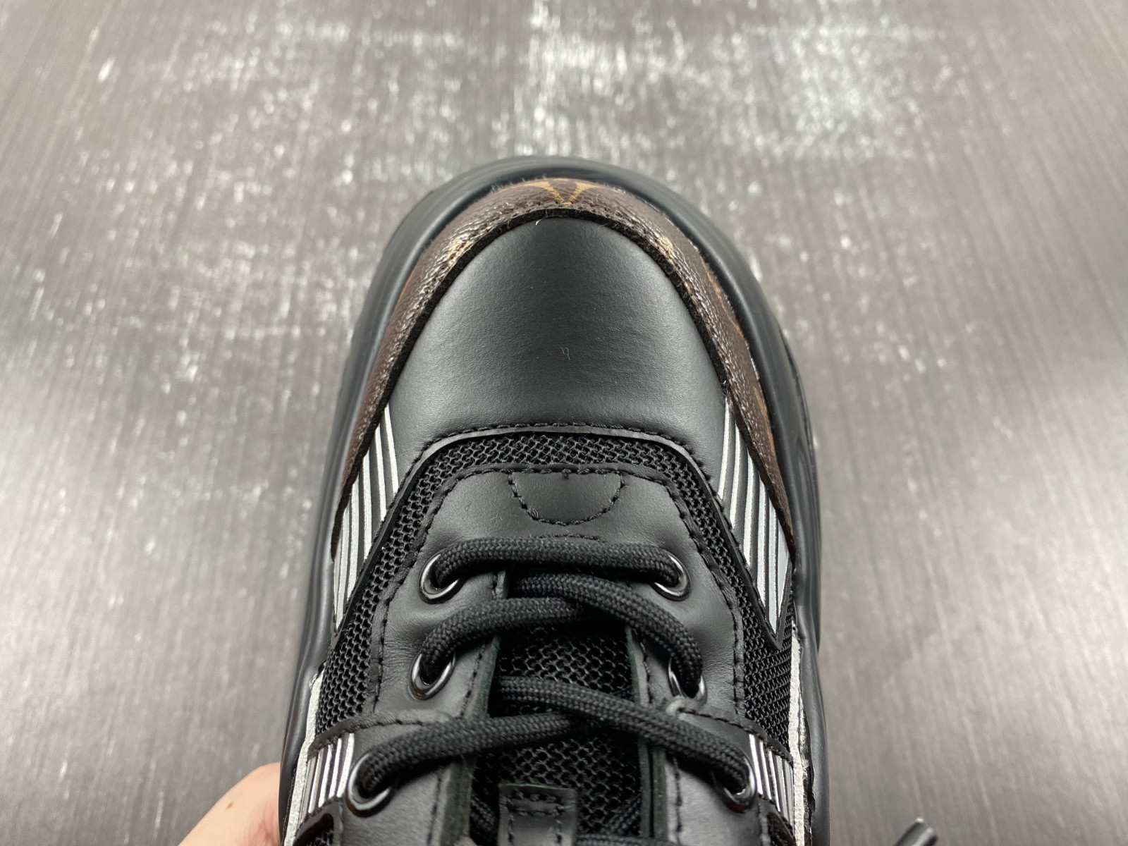 lwe archlight sneakers