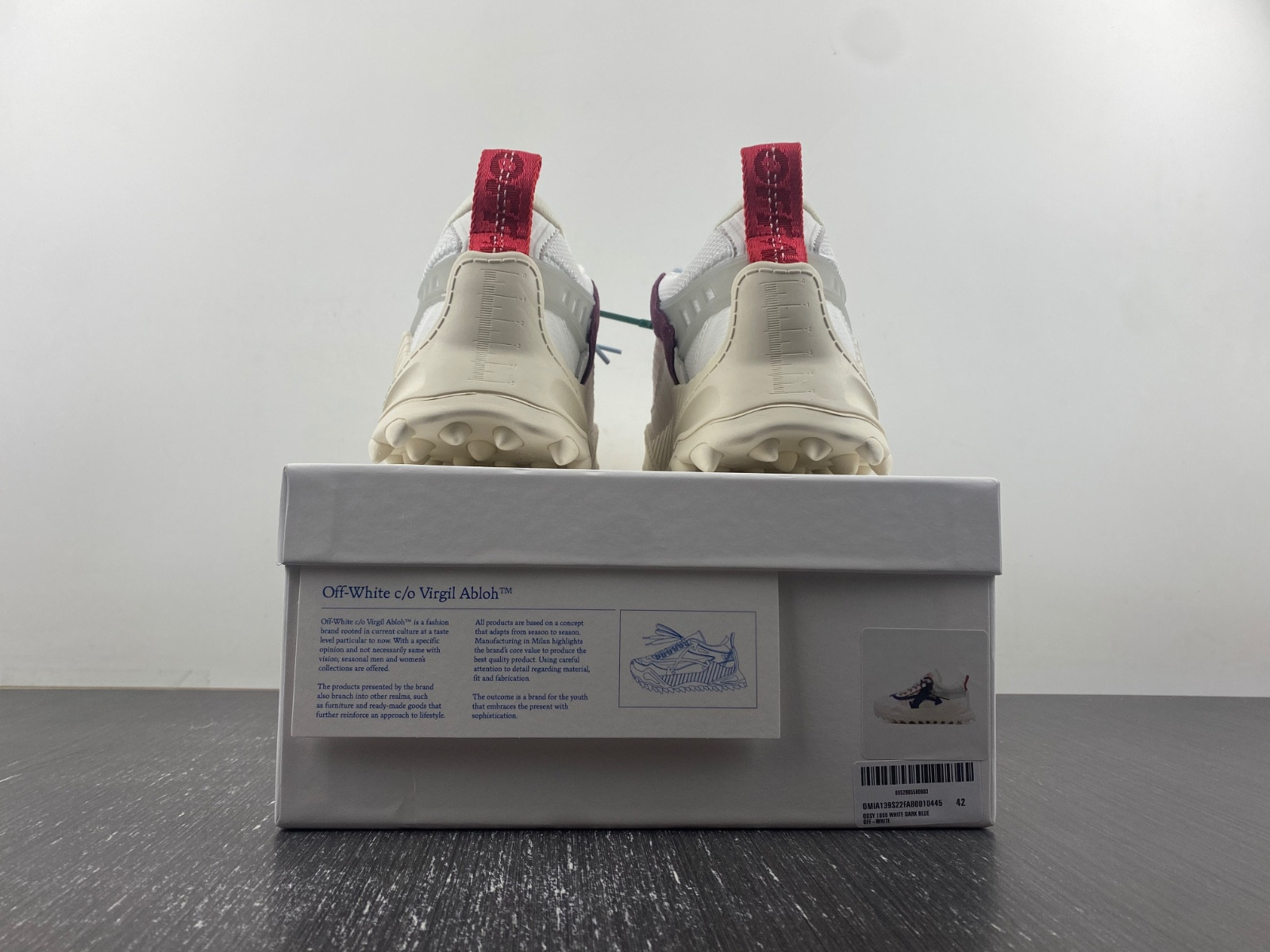 owt 19fw odsy-1000 sneakers