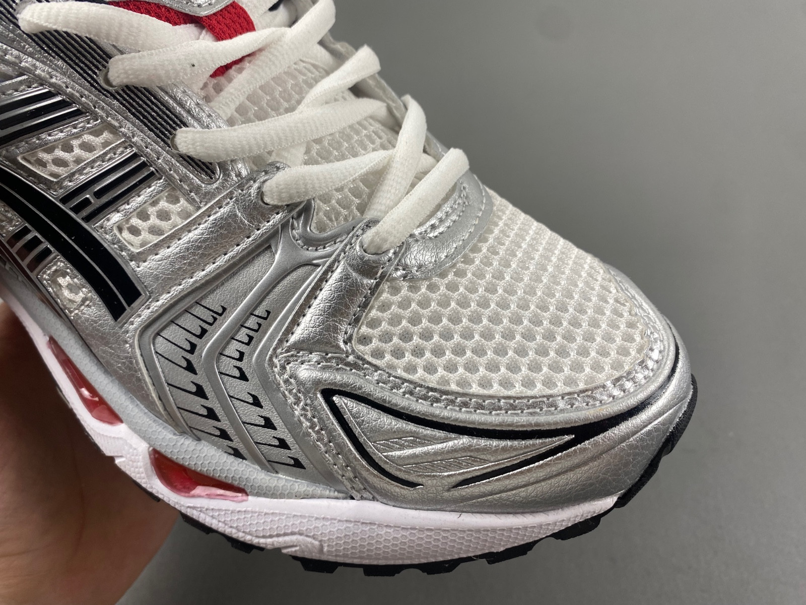 As*ic*s gel kayano 14