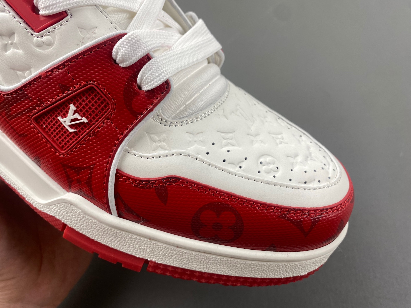 lwe sneaker