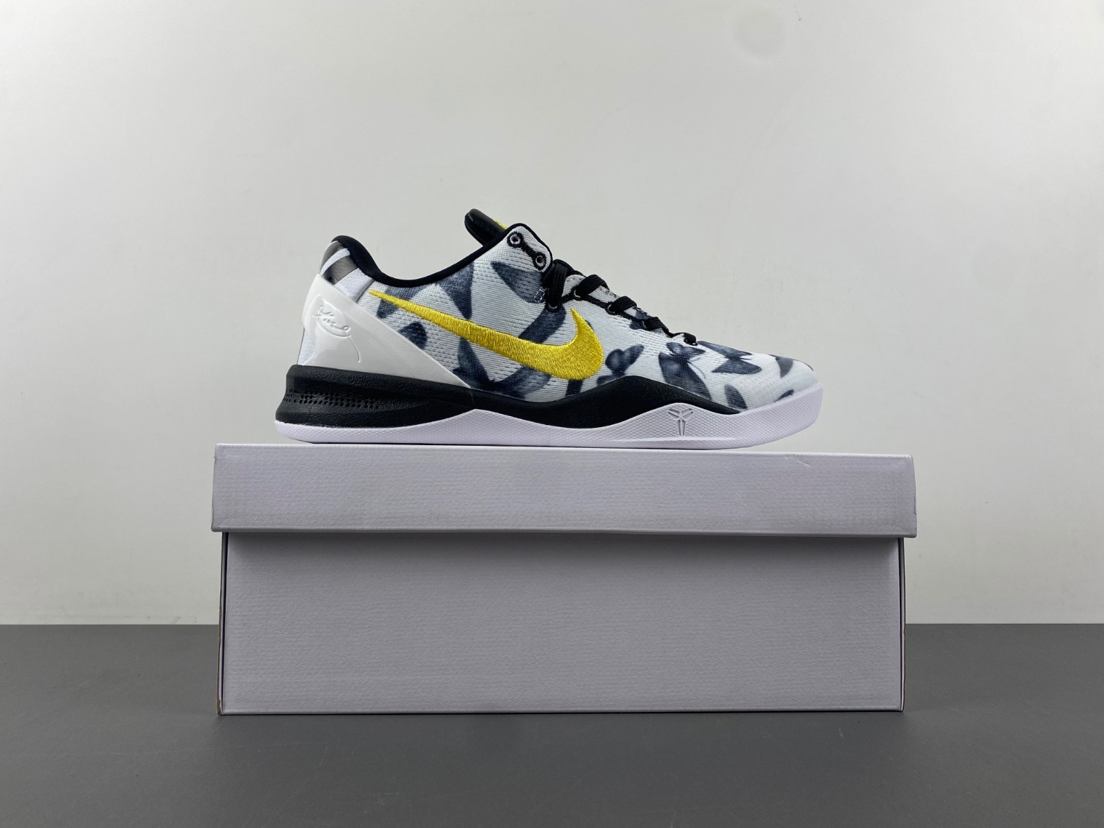 nike kobe 8 protro "mambacita" fv6325-100