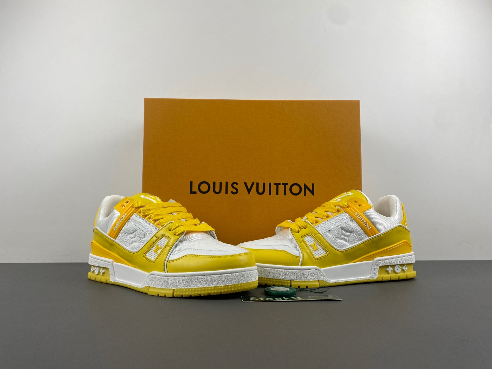 lwe sneaker