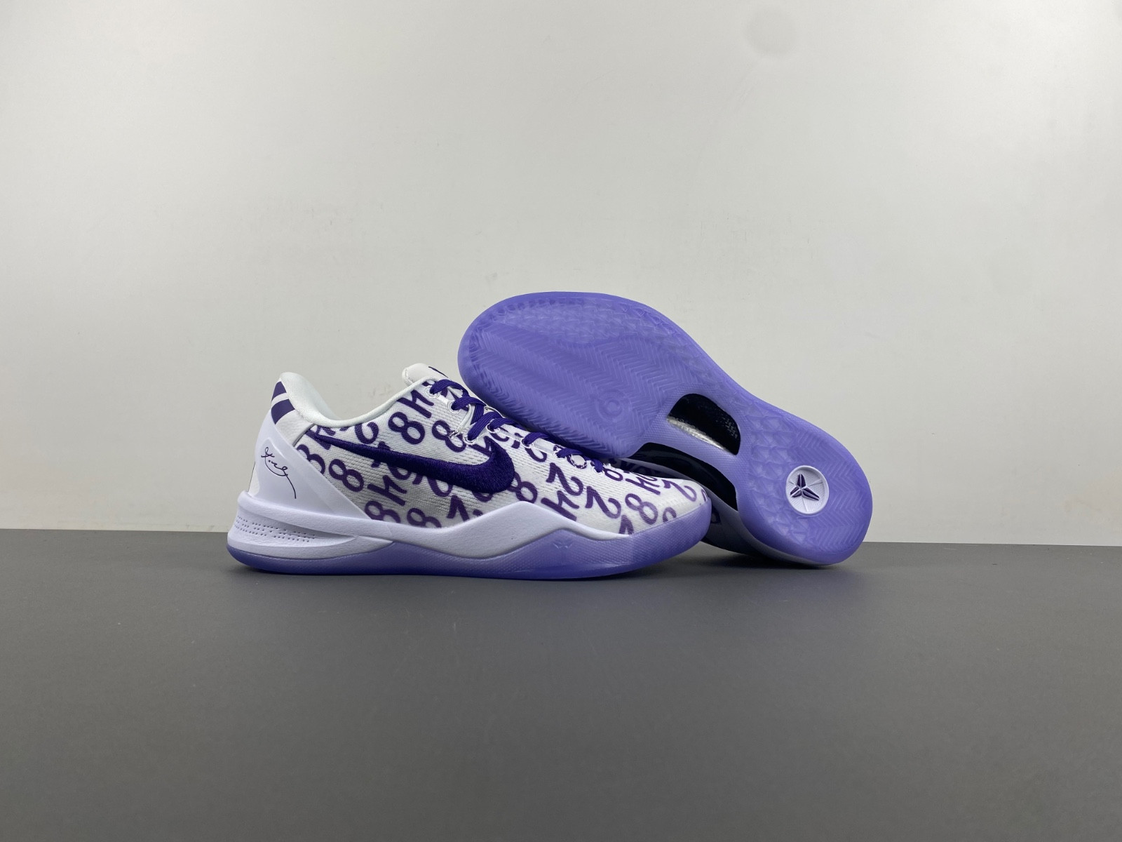 nike kobe 8 protro "white/court purple" fq3549-100