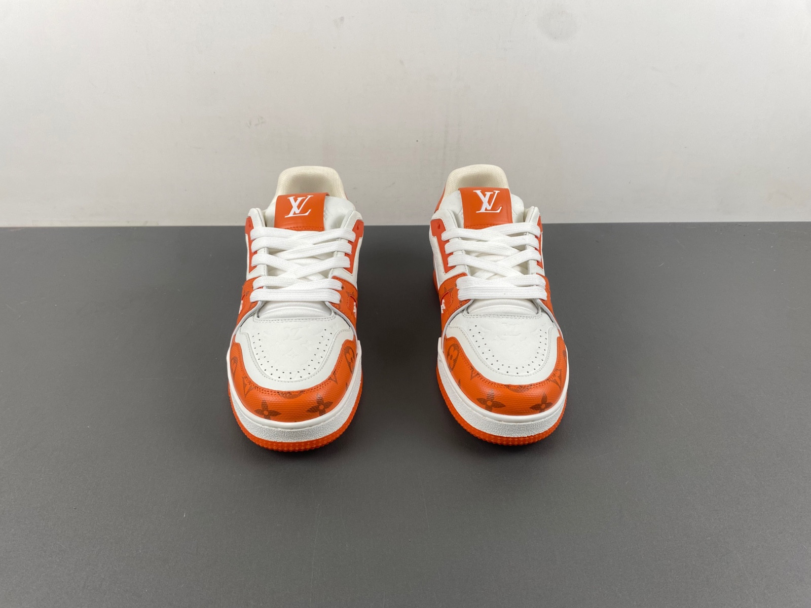 lwe sneaker