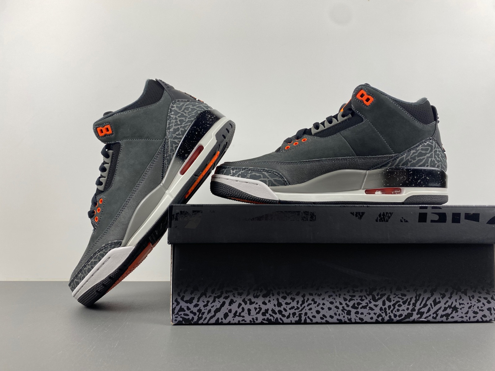air jordan 3 “fear” ct8532-080