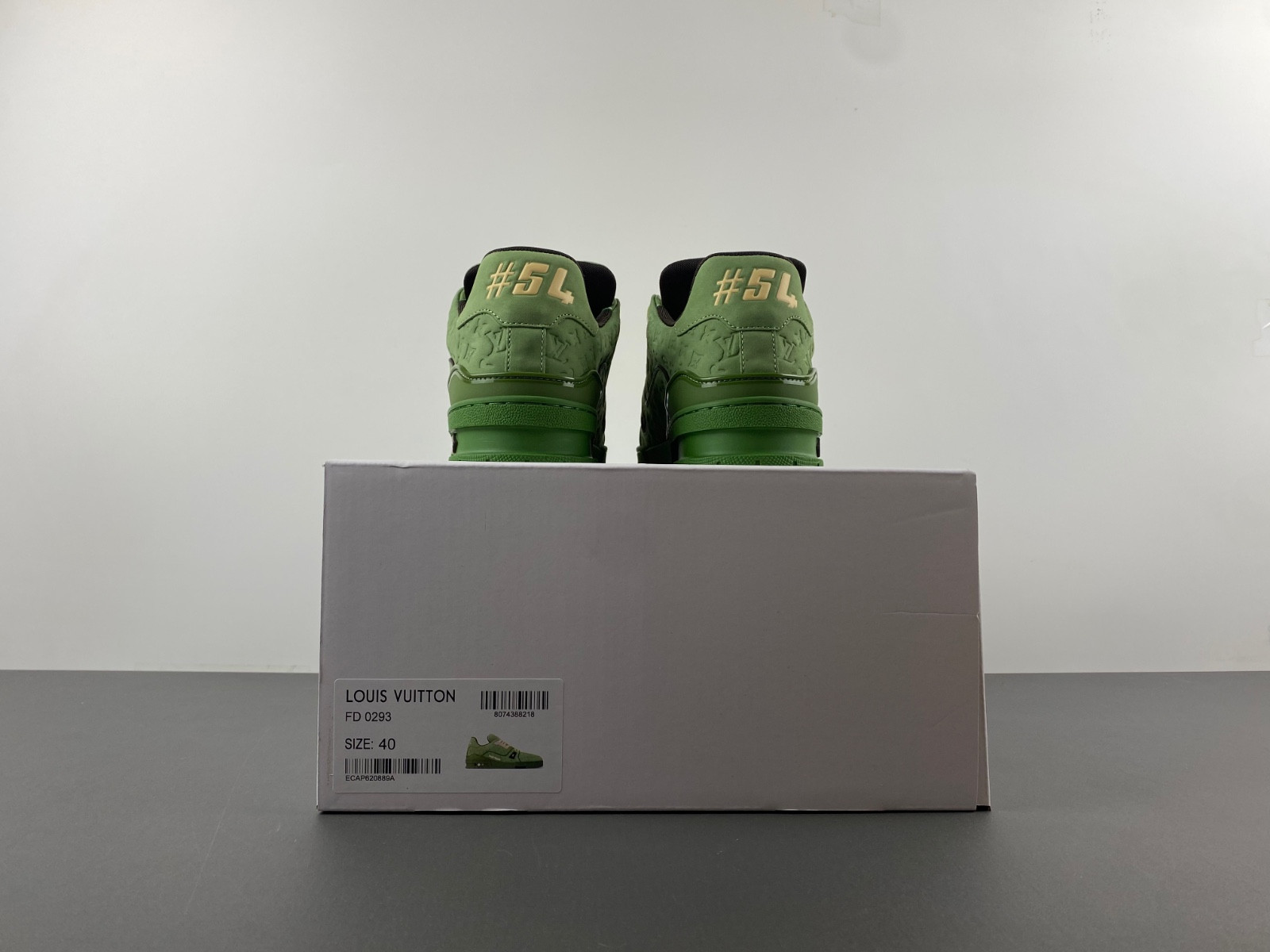 lwe sneaker