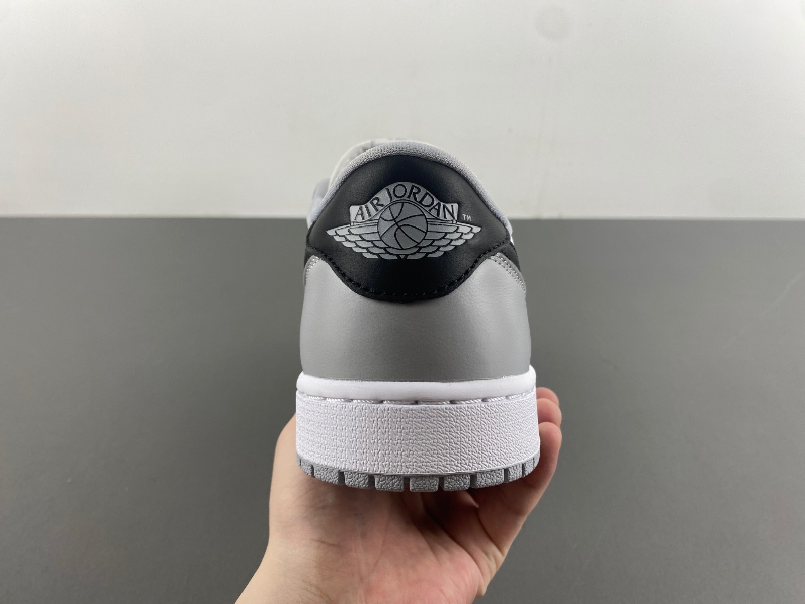 air jordan 1 low og barons cz0790-110