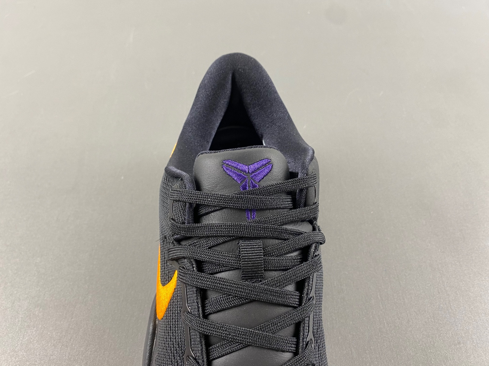 nike kobe 8 protro black university gold hf9550-001