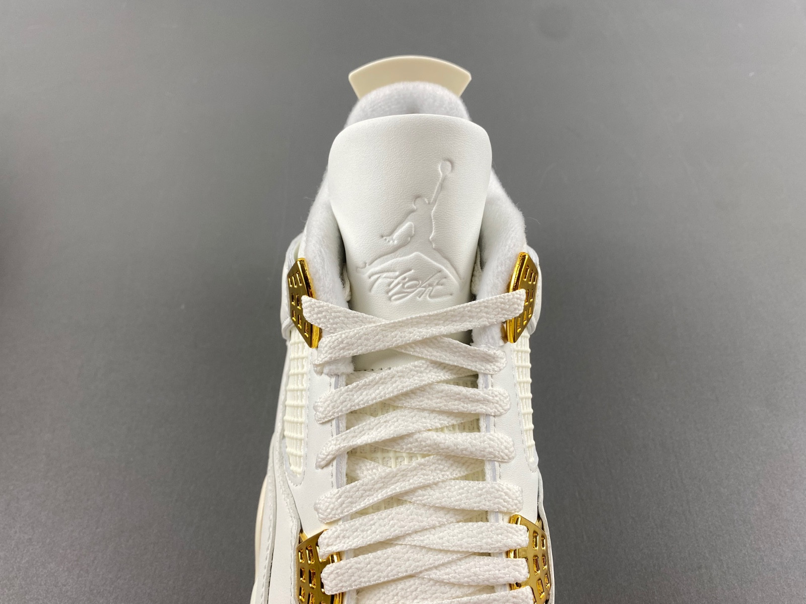 air jordan 4 sail aq9129-170