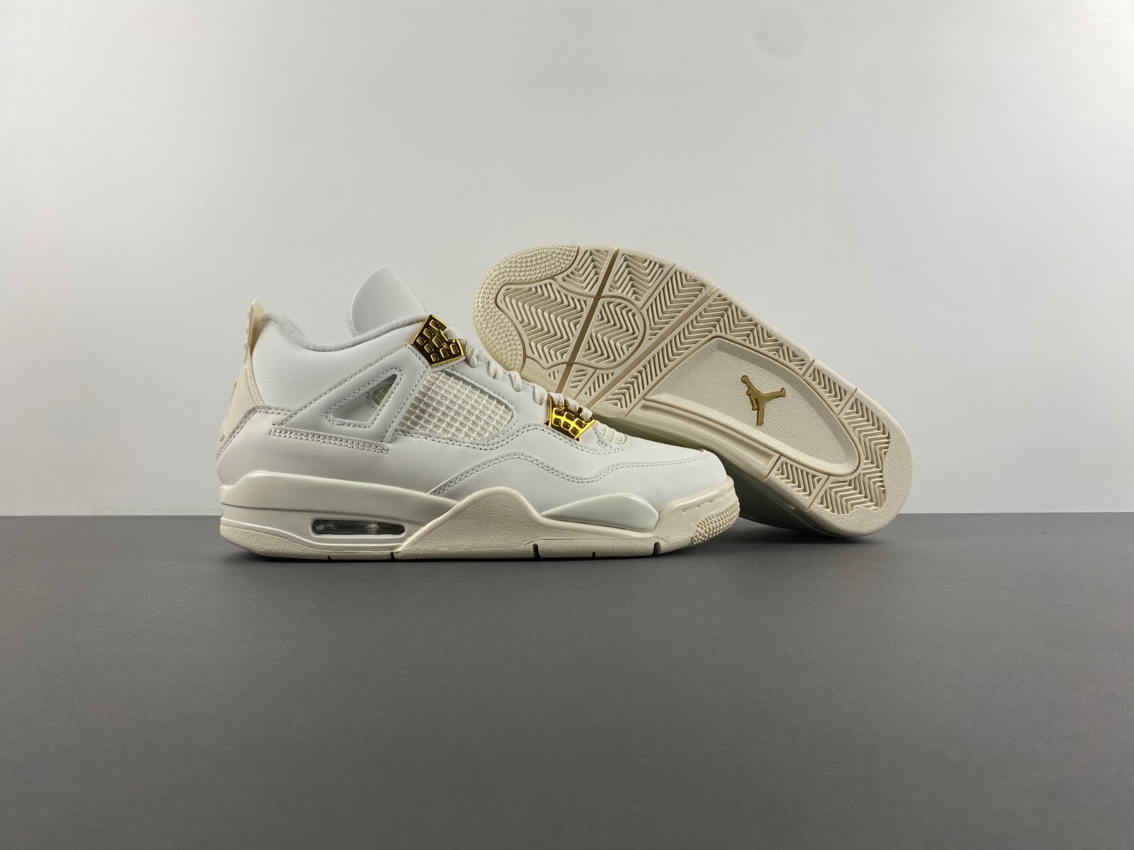 air jordan 4 sail aq9129-170