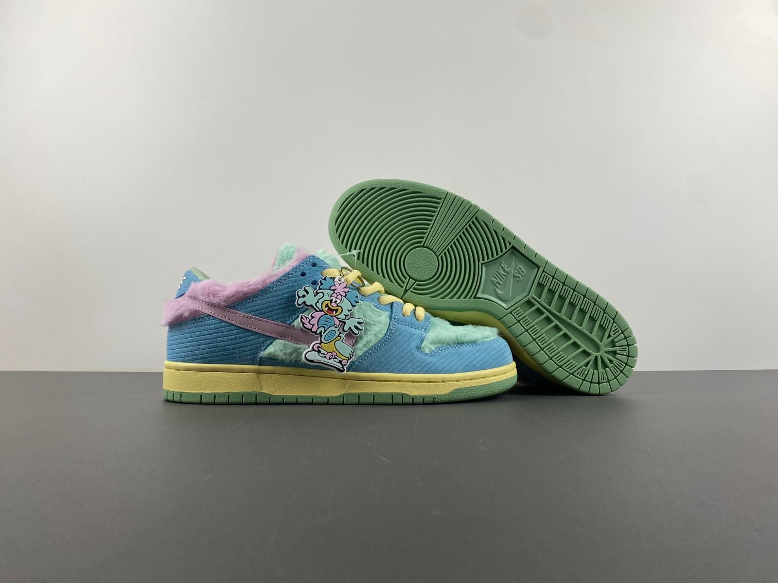 nike sb dunk low verdy