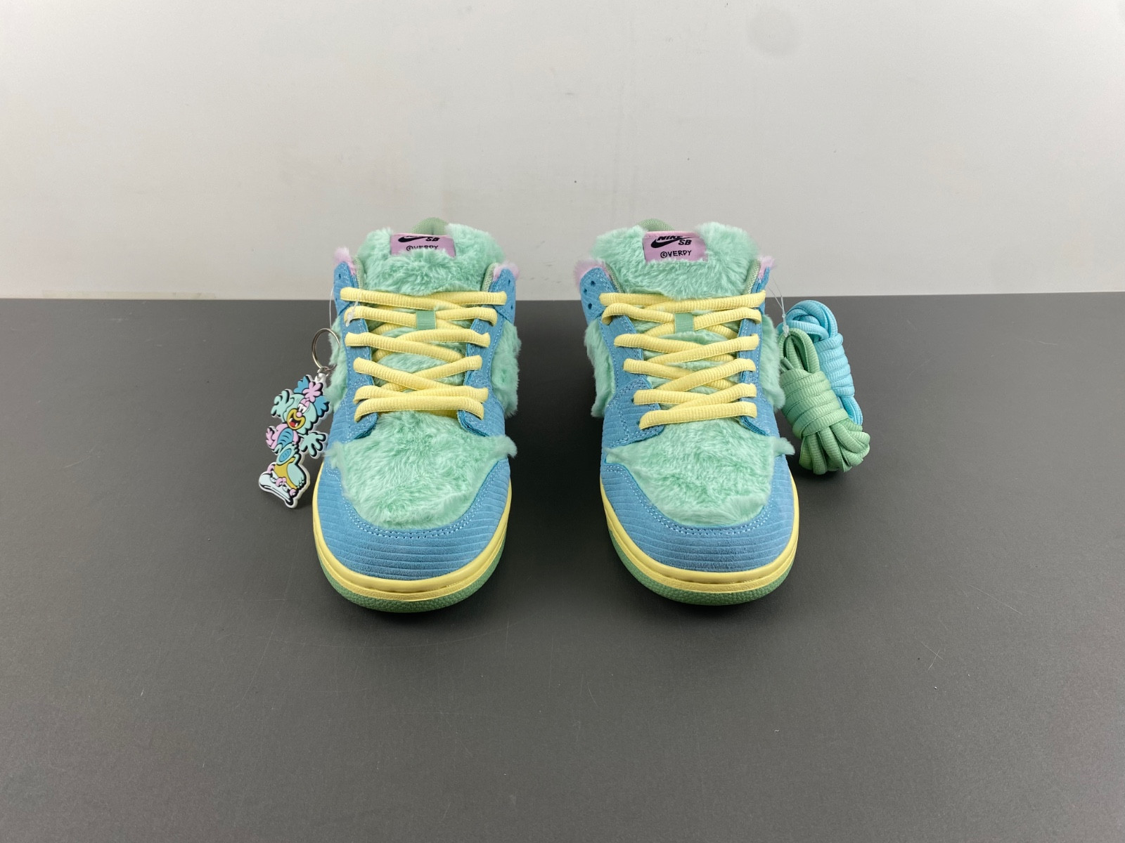 nike sb dunk low verdy