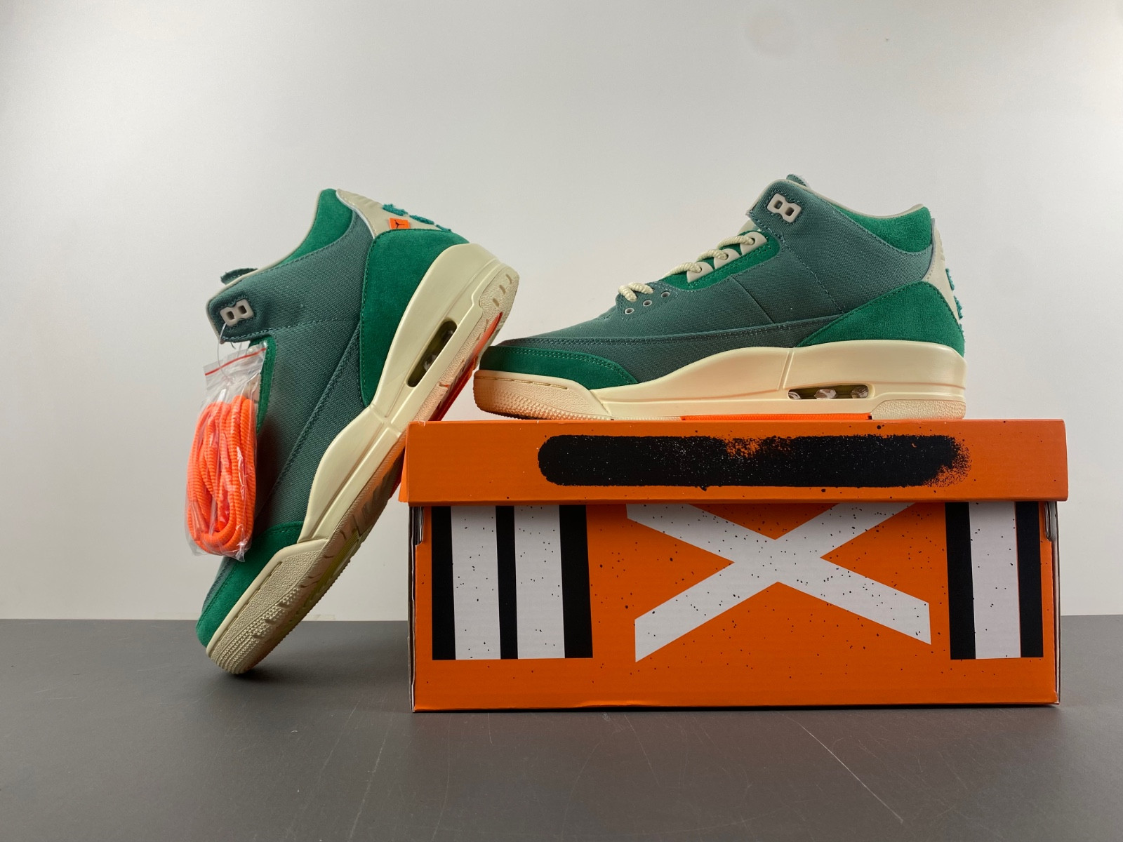 air jordan 3 og sp nina Ch*el abney fz7974-300