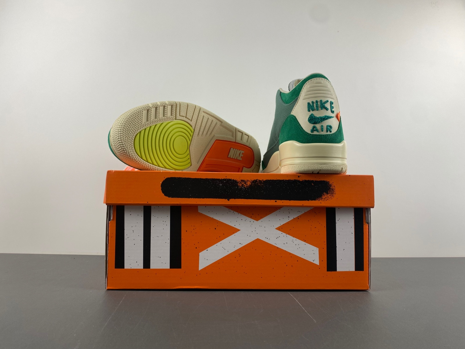 air jordan 3 og sp nina Ch*el abney fz7974-300