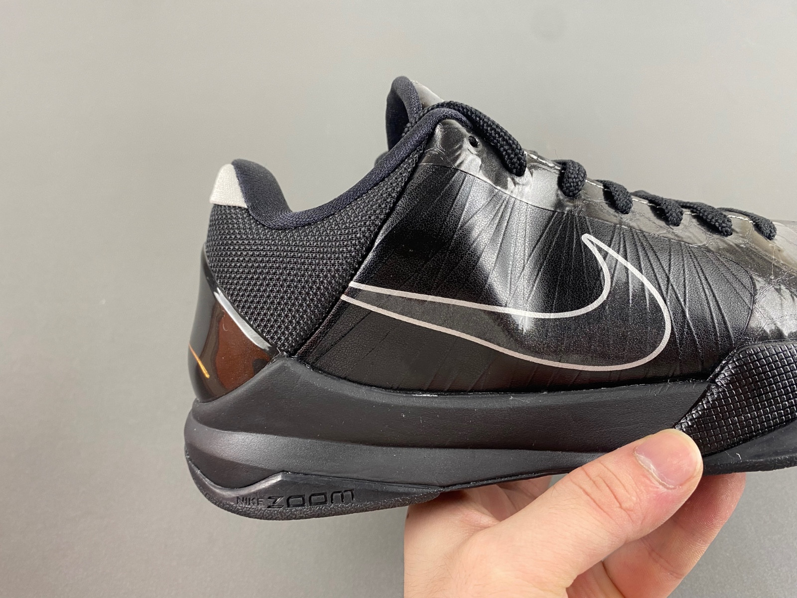 nike zoom kobe v x