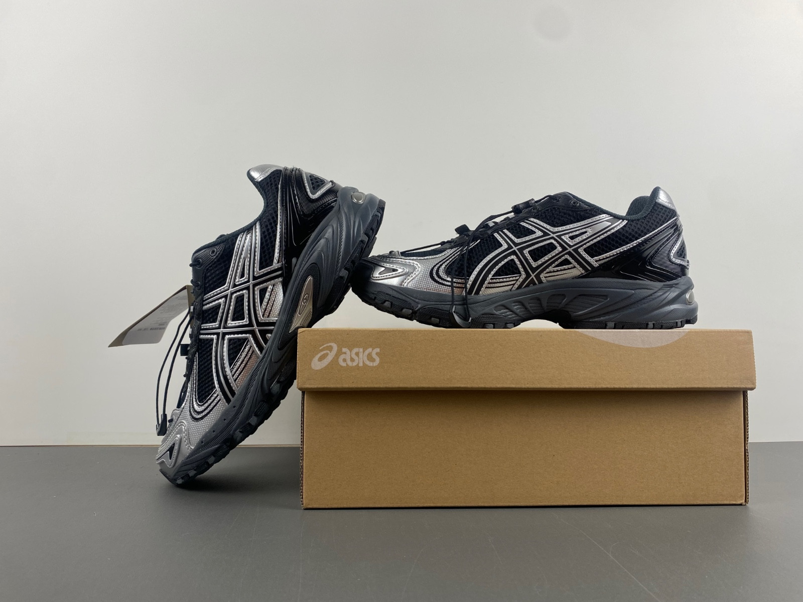 As*ic*s gel-kahana tr v4 carbon black 1203a497-001