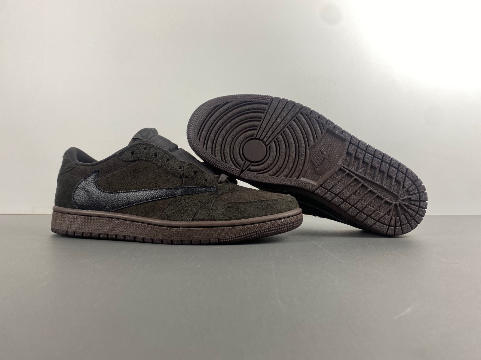 travis scott x air jordan 1 low og velvet brown dm7866-202