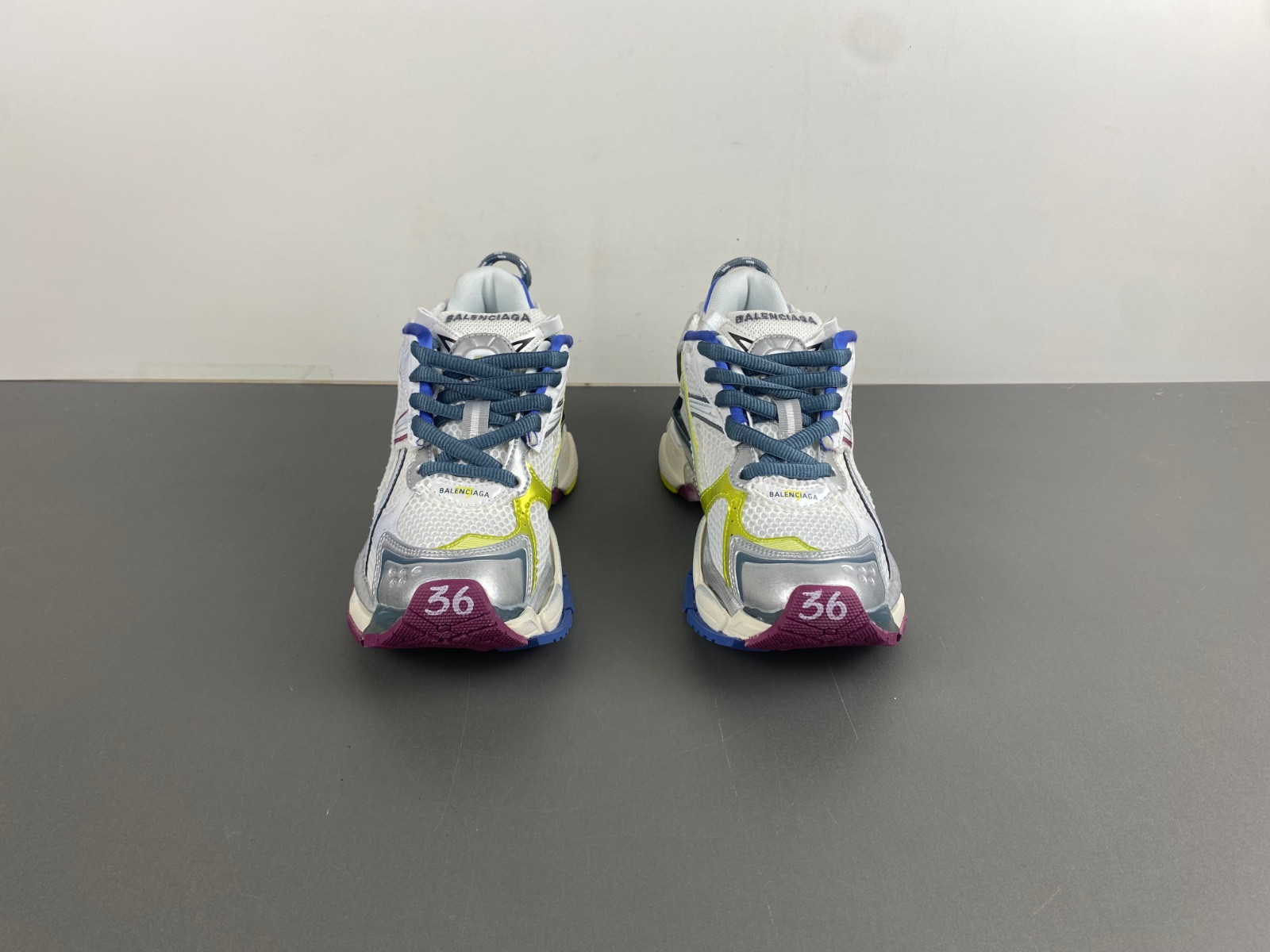 Ba*len*cia*ga runner sneaker in white