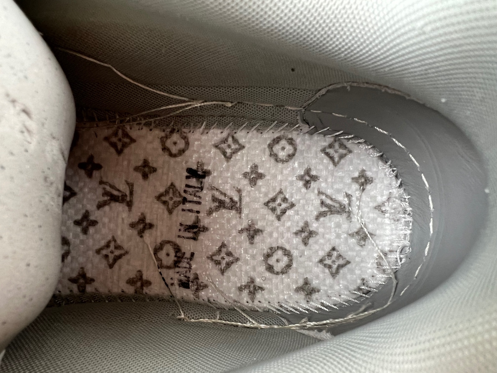 lwe sneaker