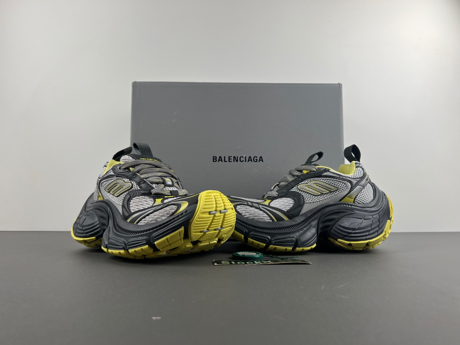 Ba*len*cia*ga 10xl sneaker in grey/yellow