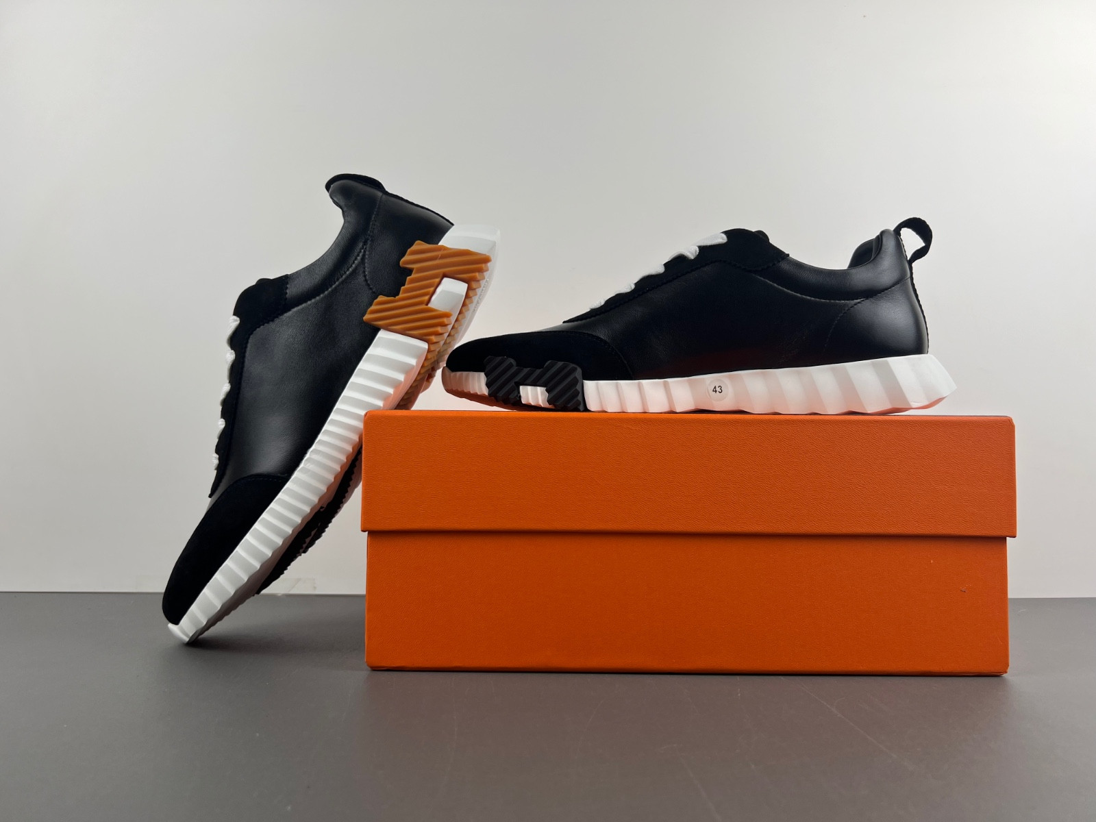 herm shoes