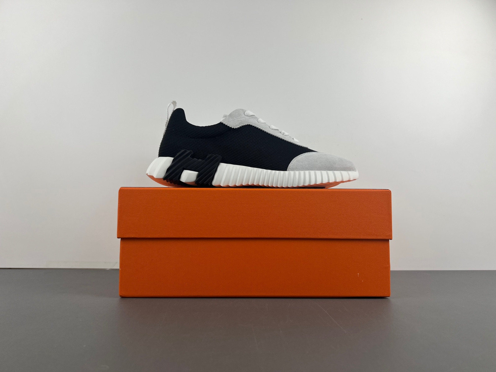 herm shoes