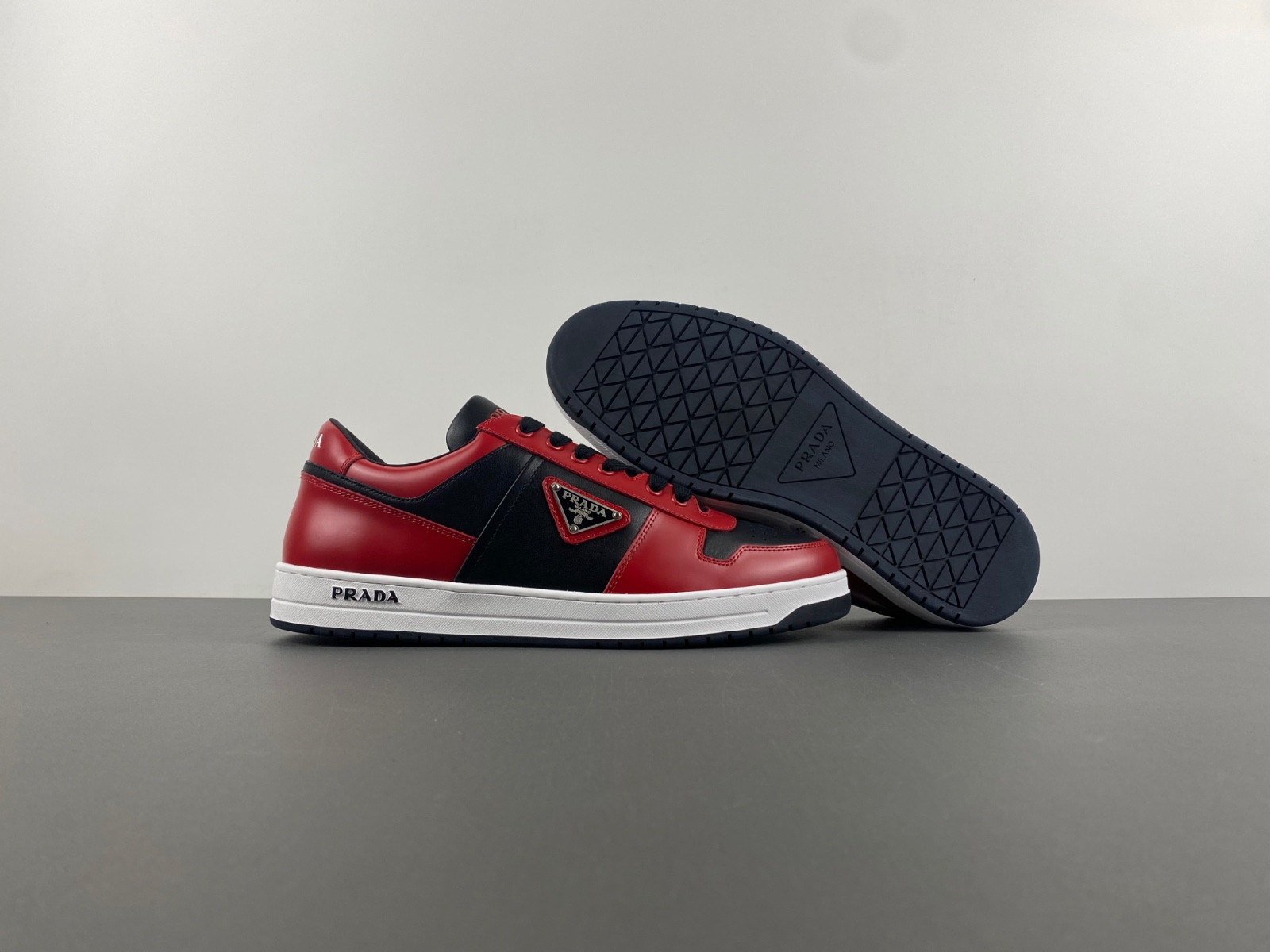 pra downtown leather sneakers