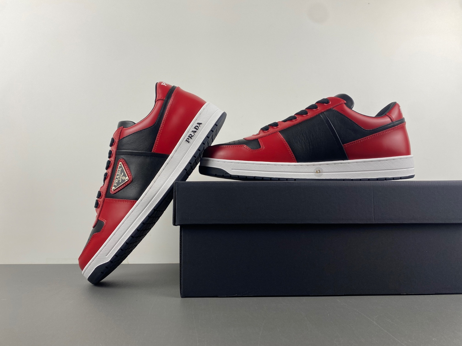 pra downtown leather sneakers
