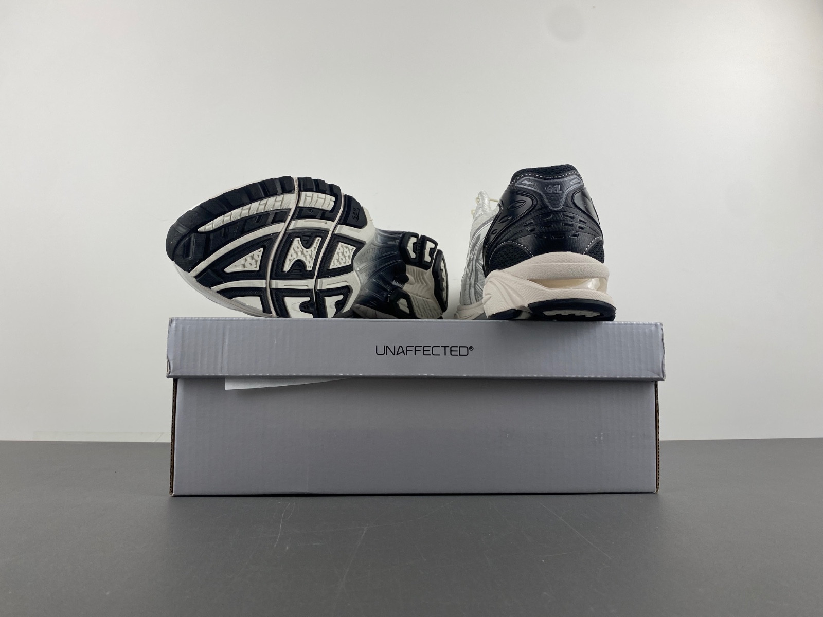 As*ic*s x unaffected gel-kayano 14