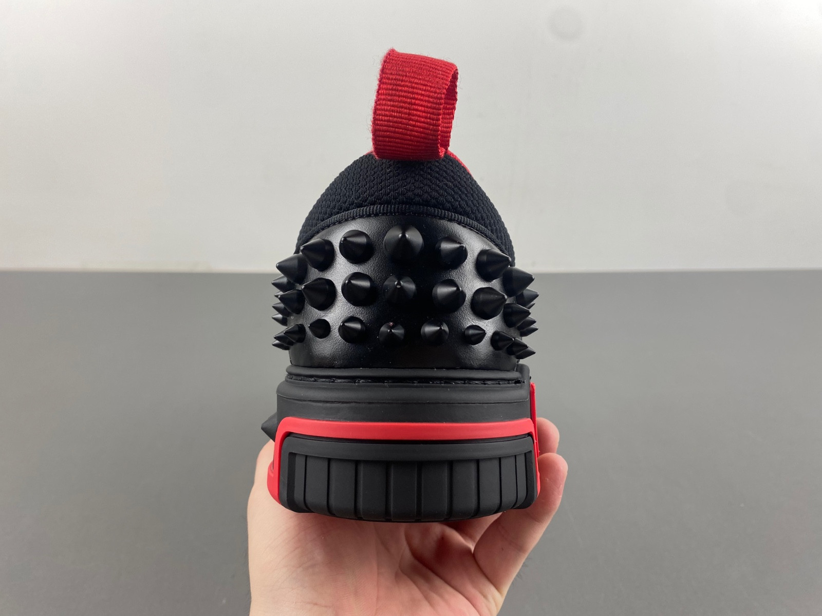 loubouton sneaker