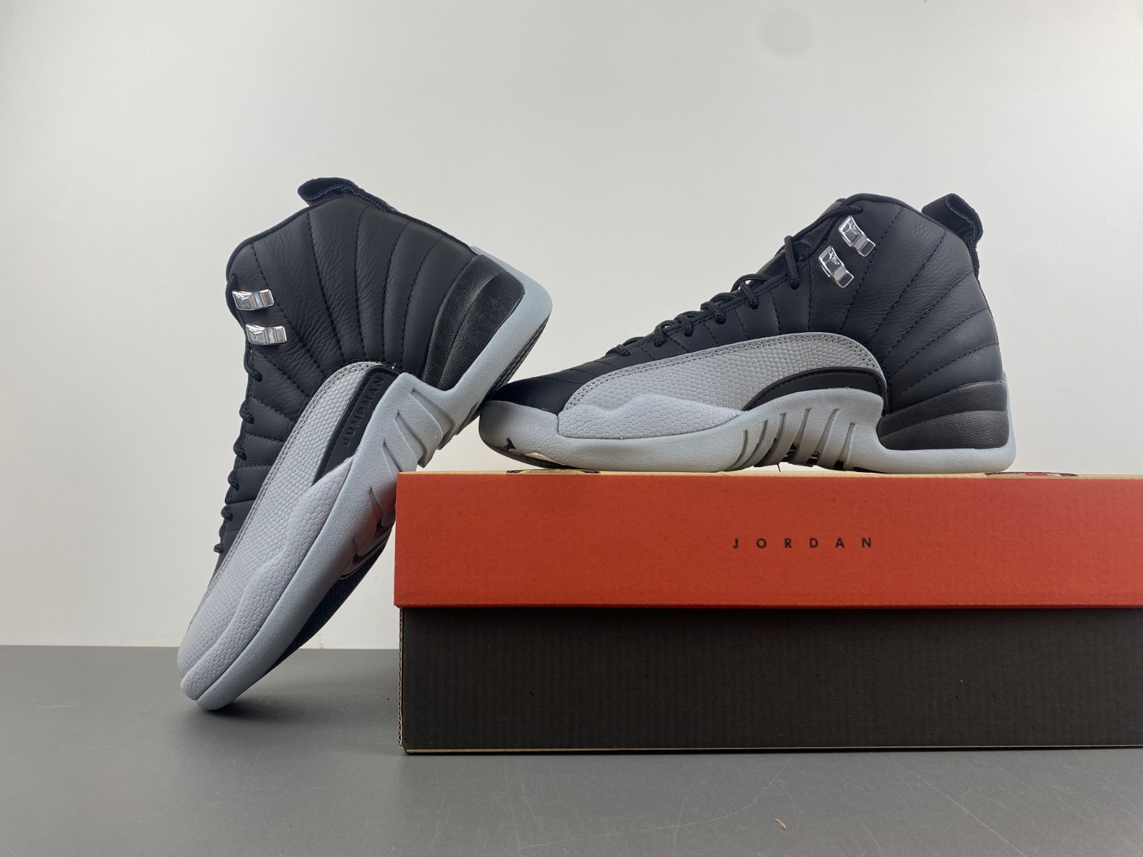 air jordan 12 black wolf grey - sep 2024 - ct8013-010