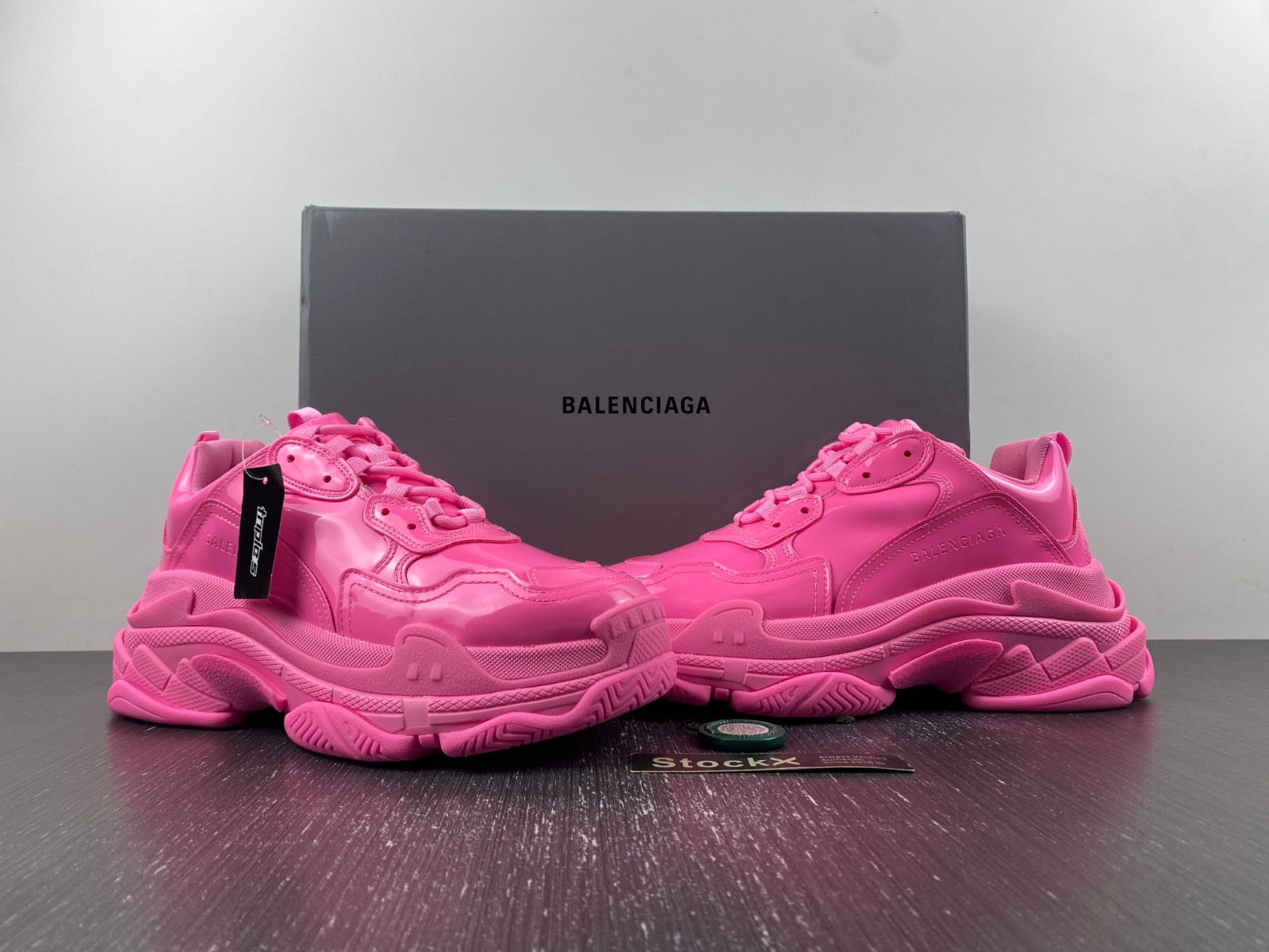 Ba*len*cia*ga triple s