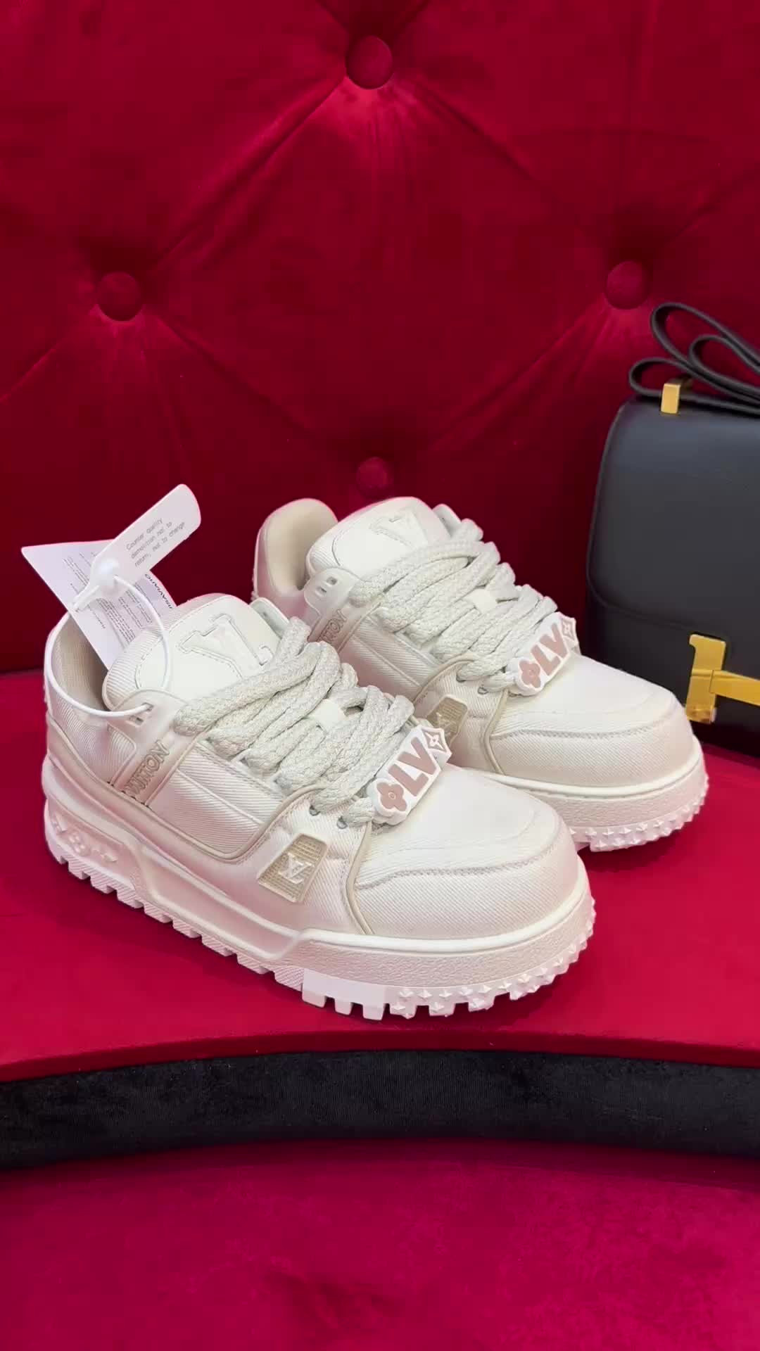 lwe sneaker