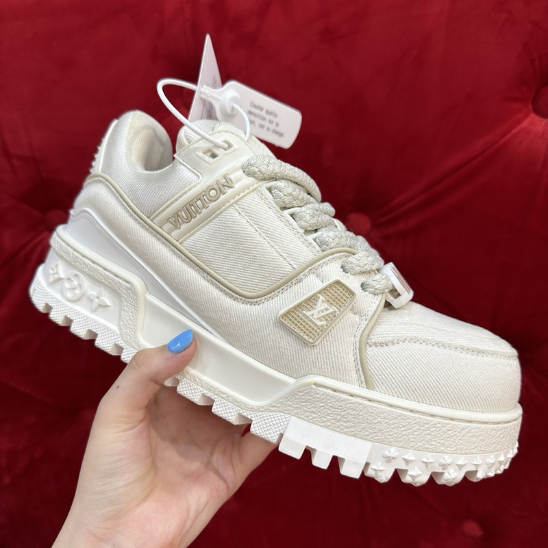 lwe sneaker